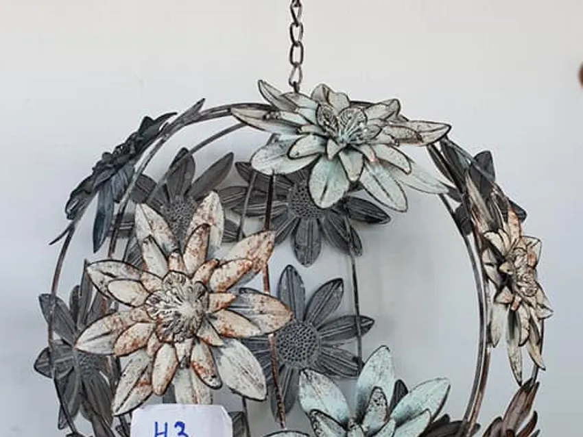 Somerville Garden Supplies - Hanging Floral Ball